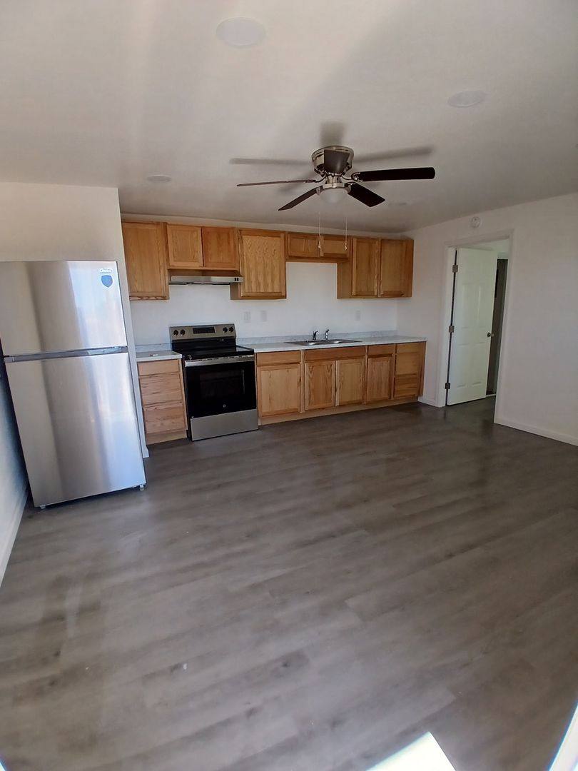 Apartment for rent at 232 W Barbara St, Calipatria, CA 92233