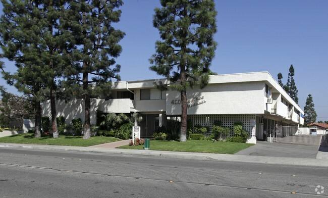 Apartment for rent at 420 N Loara St, Anaheim, CA 92801