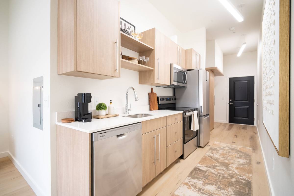 Apartment for rent at 653 W 15th St, Fayetteville, AR 72701