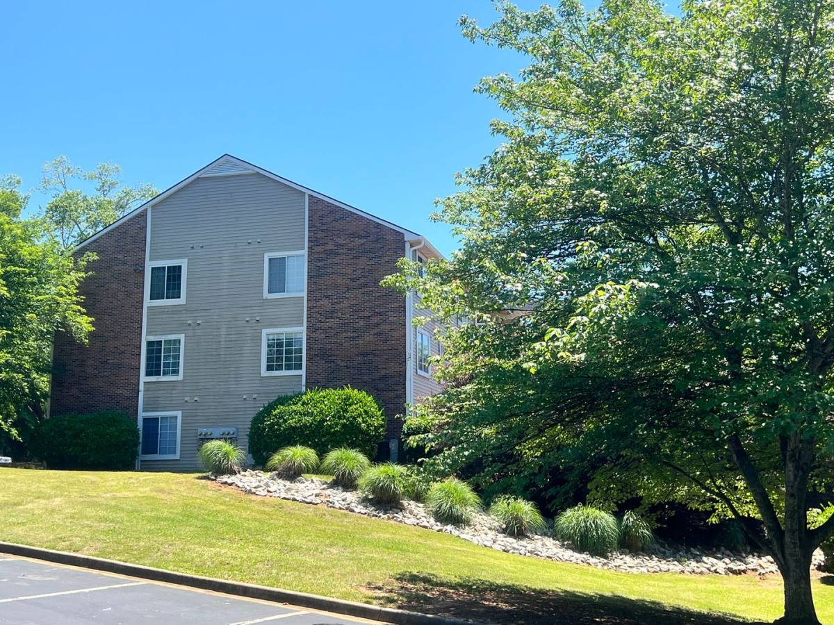 Apartment for rent at 220-324 Elm St, Clemson, SC 29631