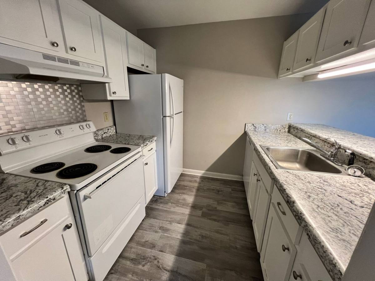 Apartment for rent at 220-324 Elm St, Clemson, SC 29631