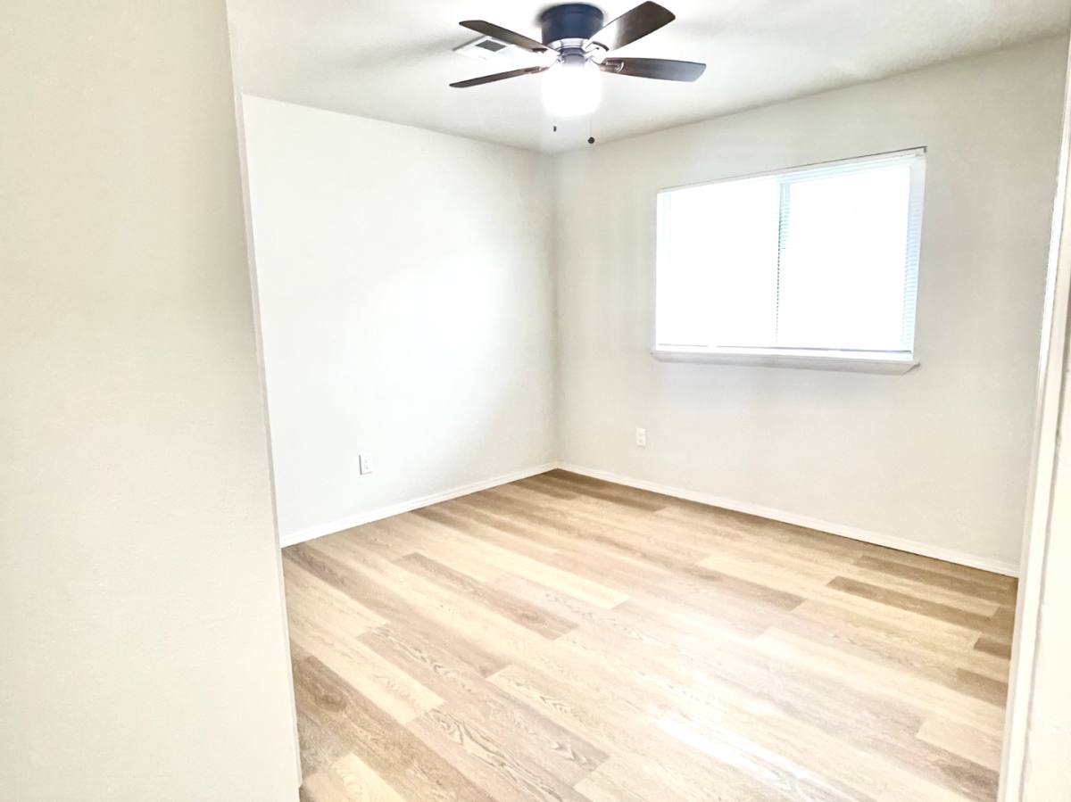 Apartment for rent at 603 N Carlsbad St, Owasso, OK 74055