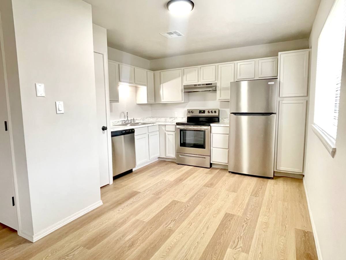 Apartment for rent at 603 N Carlsbad St, Owasso, OK 74055