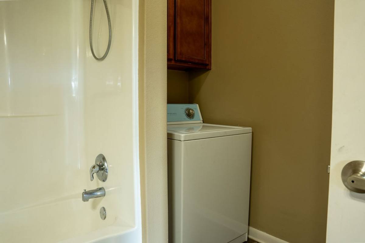 Apartment for rent at 2400 Market Plaza Dr, Conway, AR 72032