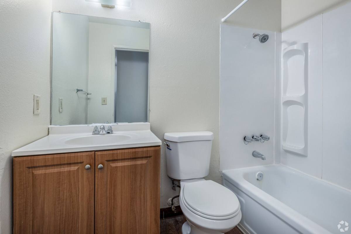 Apartment for rent at 900 & 924 Simon Terrace, West Sacramento, CA 95605