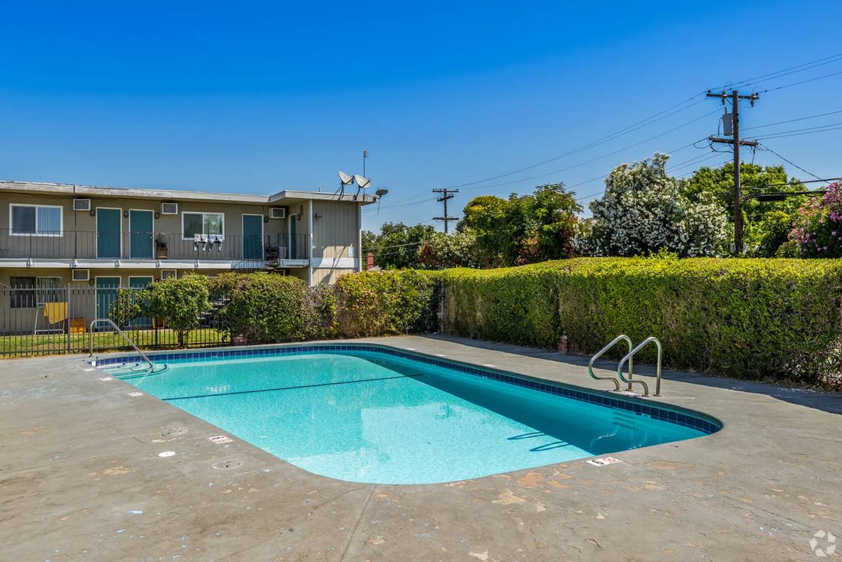 Apartment for rent at 900 & 924 Simon Terrace, West Sacramento, CA 95605