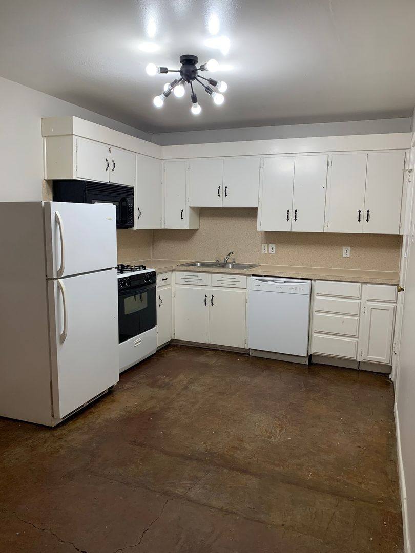 Apartment for rent at 1108 W 22nd St, Austin, TX 78705
