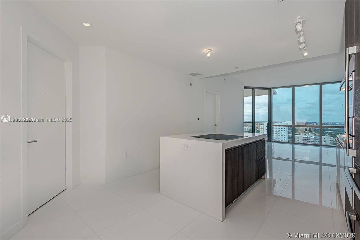 Apartment for rent at 851 NE 1st Ave #1608, Miami, FL 33132