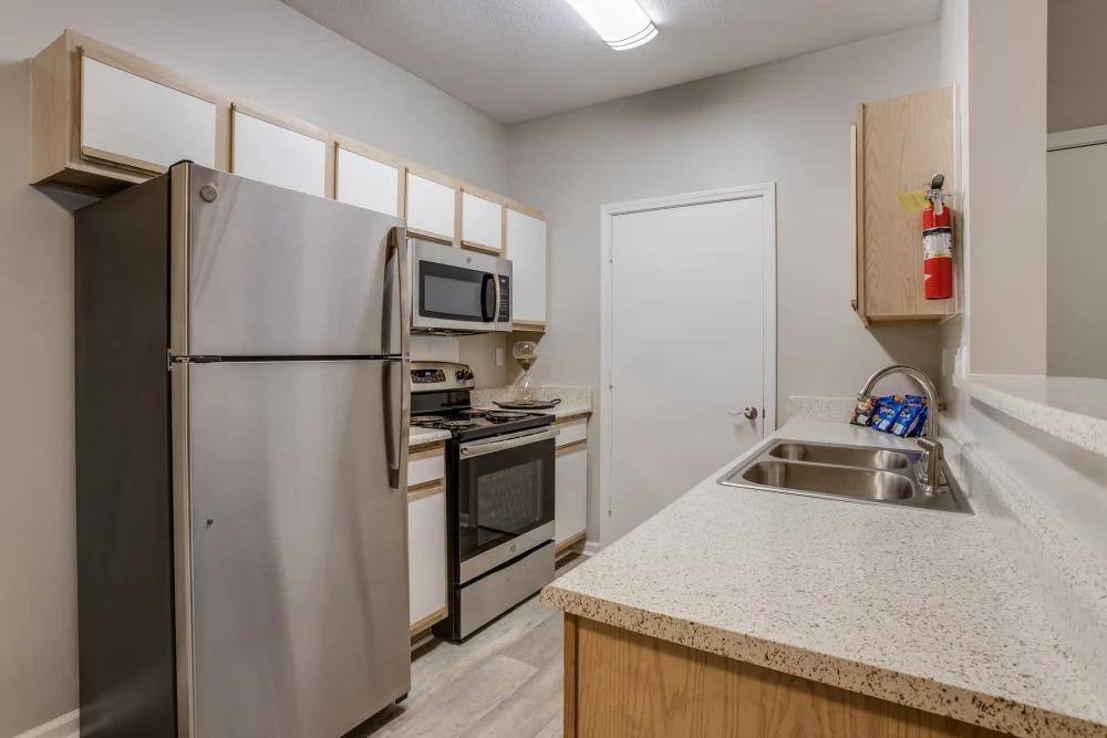 Apartment for rent at Highland Park, 492 E Beasley Rd, Jackson, MS 39206