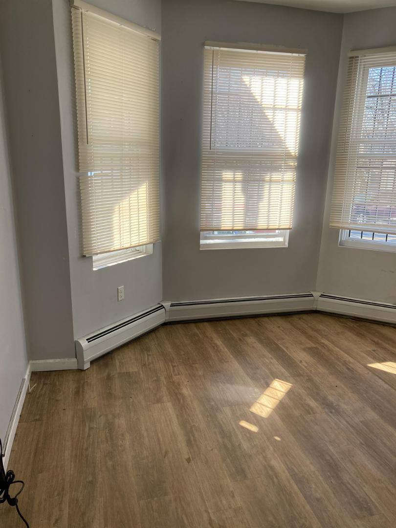 Apartment for rent at 416 S 17th St #1, Newark, NJ 07104