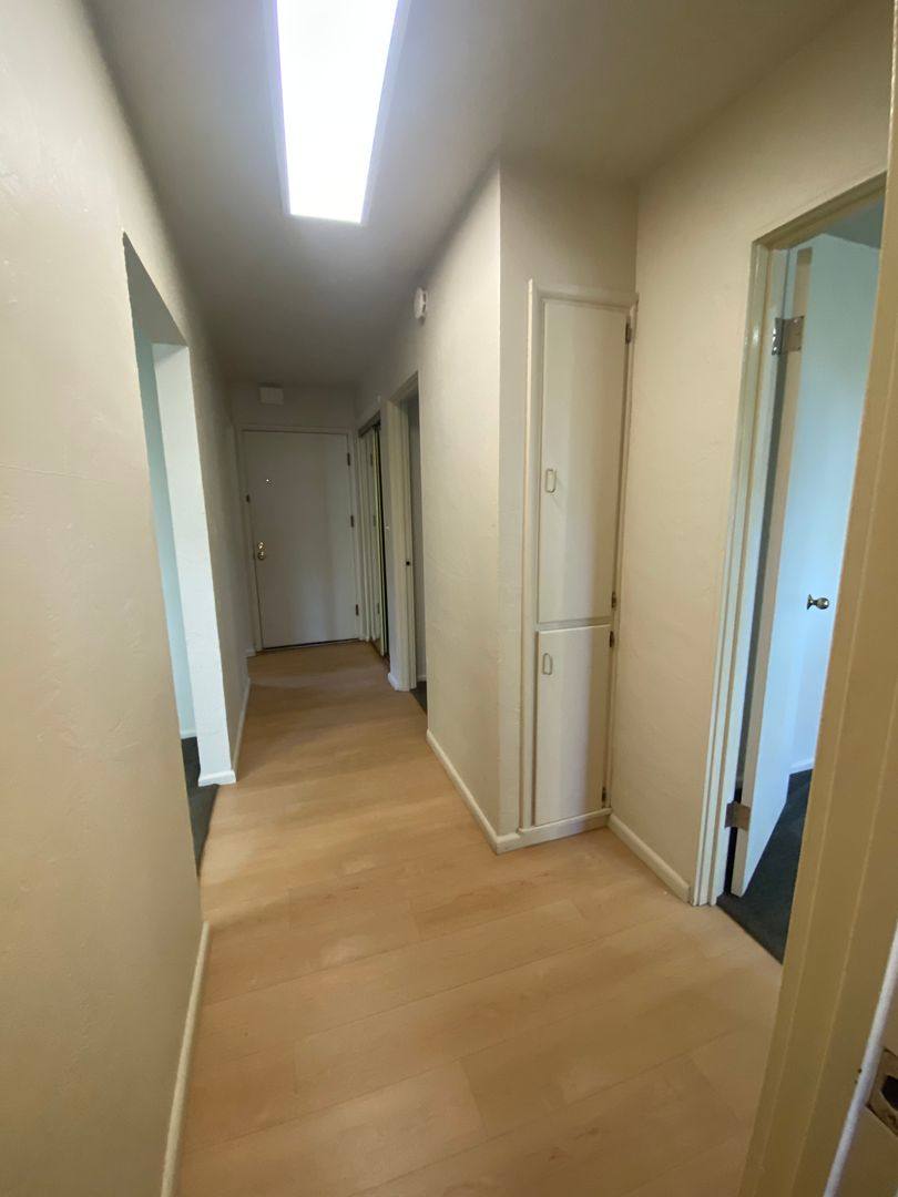 Apartment for rent at 5042 S Corbett Ave, Portland, OR 97239