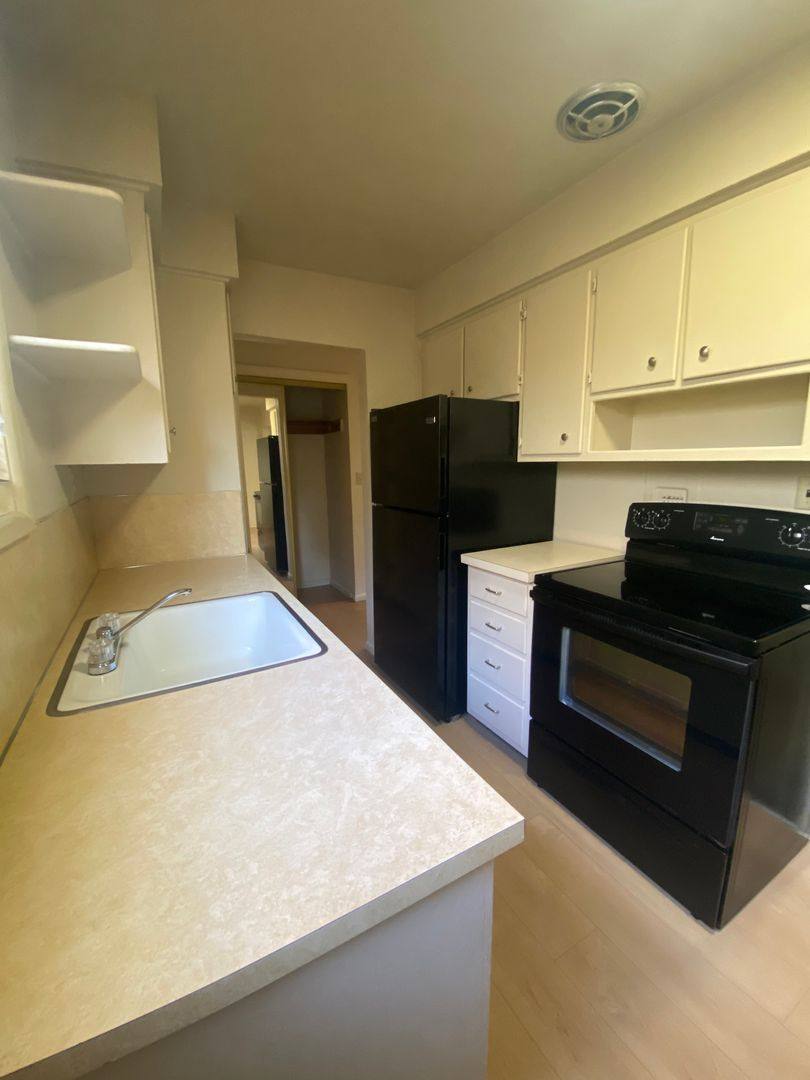 Apartment for rent at 5042 S Corbett Ave, Portland, OR 97239