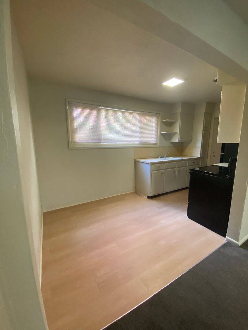 Apartment for rent at 5042 S Corbett Ave, Portland, OR 97239