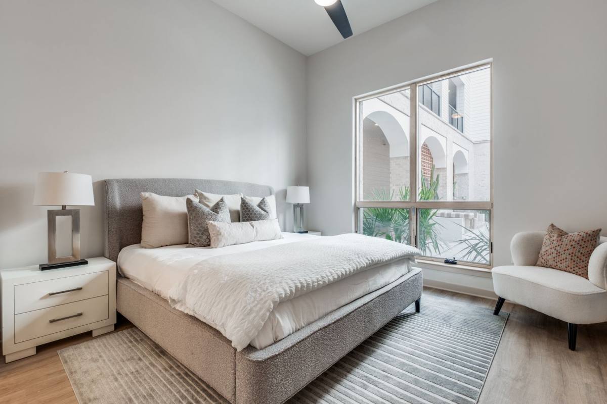 Apartment for rent at 515 W 10th St, Dallas, TX 75208