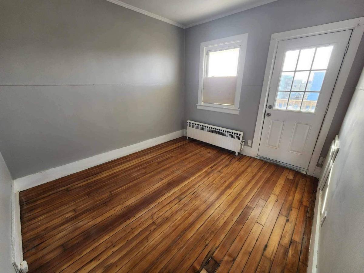 Apartment for rent at 195 Bartlett St, Lewiston, ME 04240
