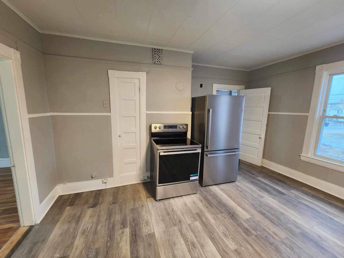 Apartment for rent at 195 Bartlett St, Lewiston, ME 04240