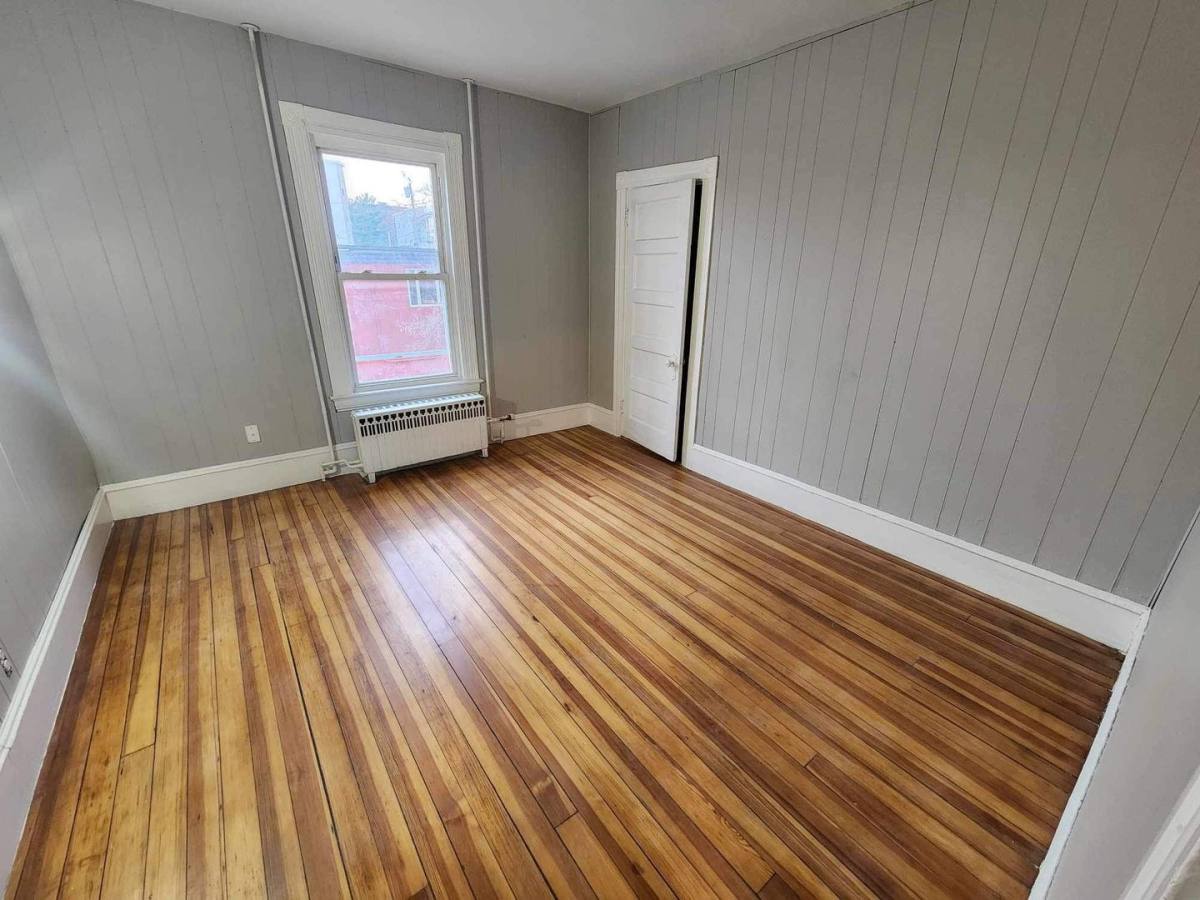 Apartment for rent at 195 Bartlett St, Lewiston, ME 04240