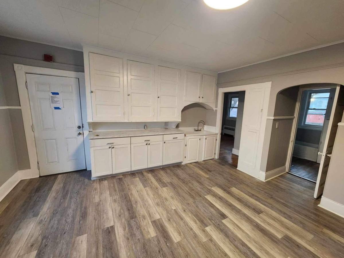 Apartment for rent at 195 Bartlett St, Lewiston, ME 04240