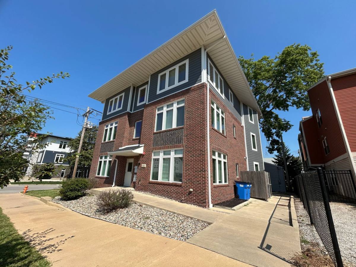 Apartment for rent at 302 E Clark St, Champaign, IL 61820