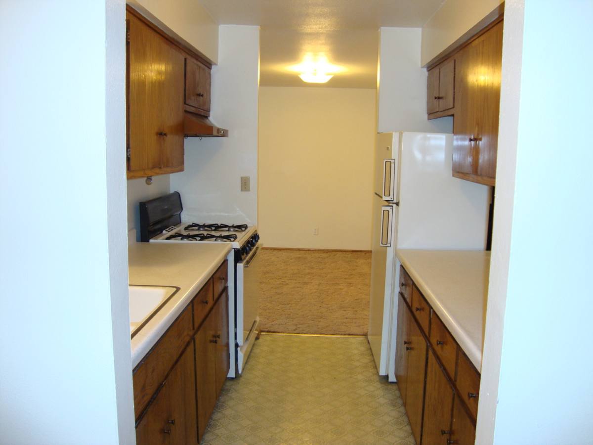 Apartment for rent at 309 E Memorial, Janesville, WI 53545