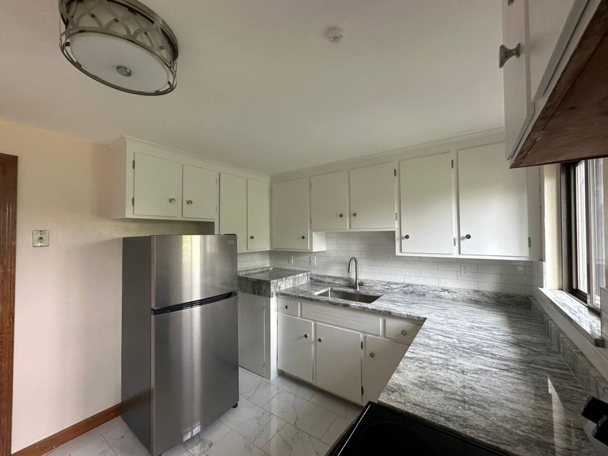 Apartment for rent at 836 Sea St, Quincy, MA 02169