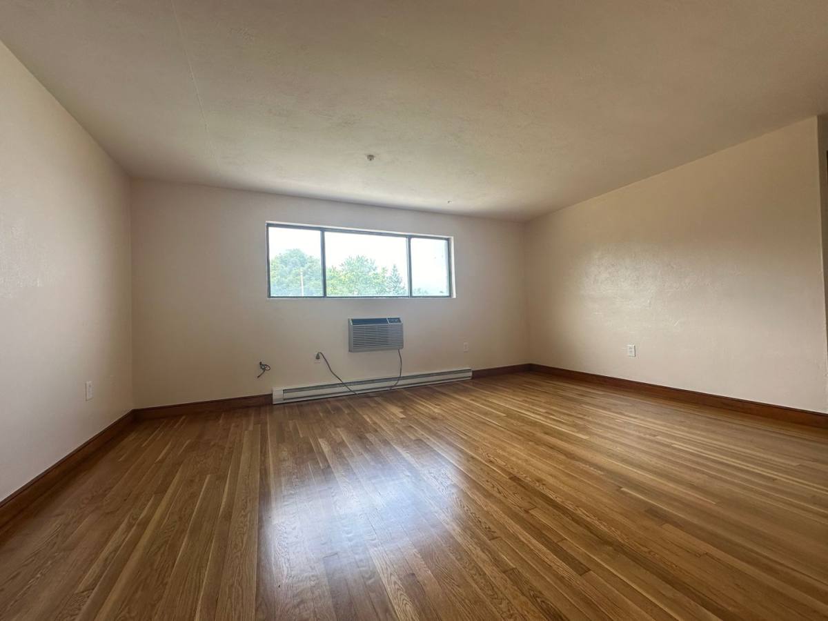 Apartment for rent at 836 Sea St, Quincy, MA 02169