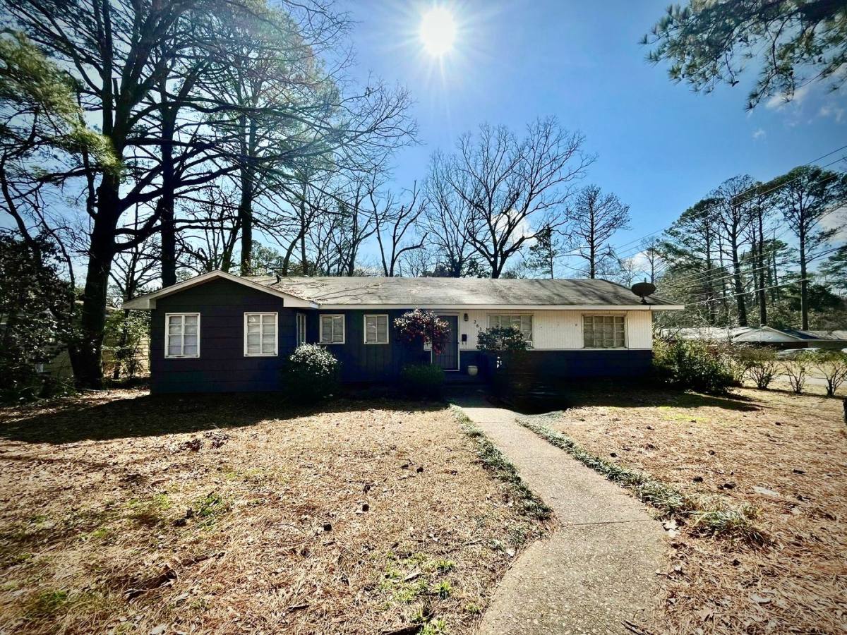 House for rent at 263 Shady Circle, Jackson, MS 39204