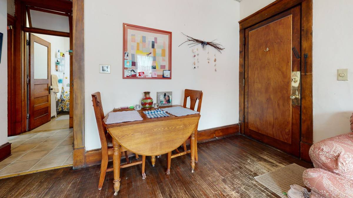 Townhouse for rent at 1319 Franklin Ave SE, Minneapolis, MN 55414