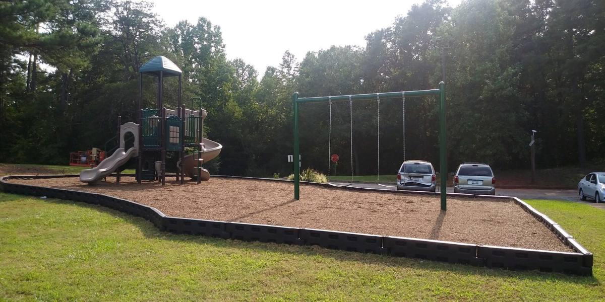 Apartment for rent at 208 Windwood Dr, Pickens, SC 29671