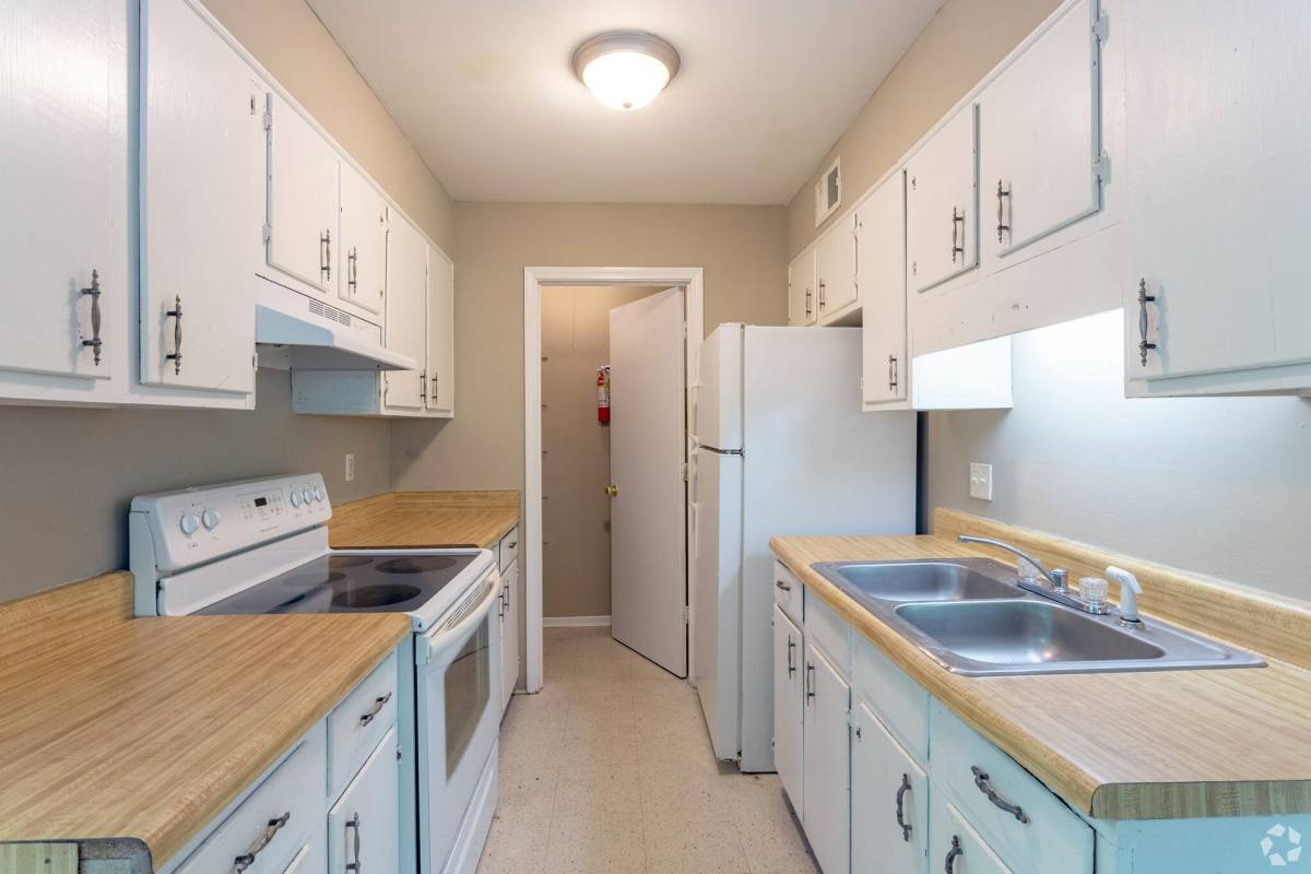 Apartment for rent at 208 Windwood Dr, Pickens, SC 29671