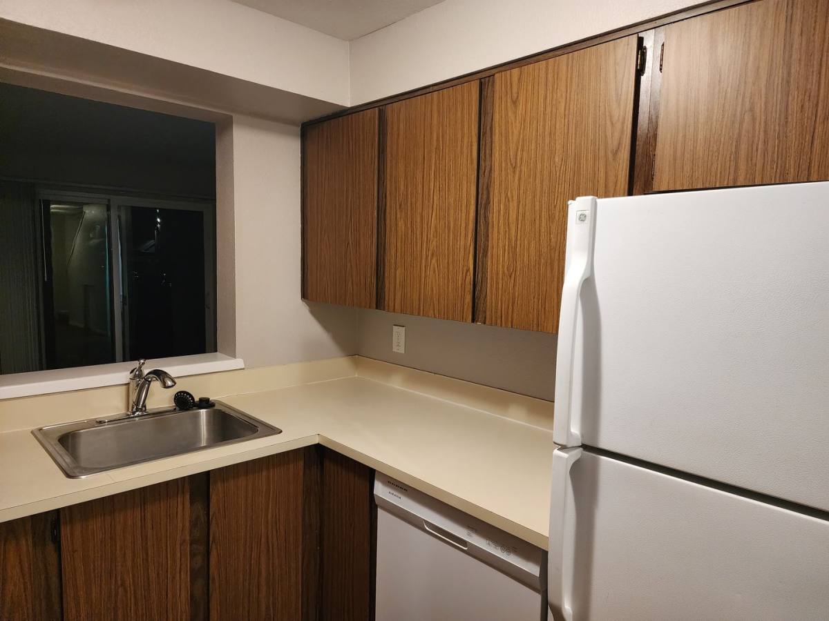 Townhouse for rent at 611 N Sitka Ave, Newberg, OR 97132