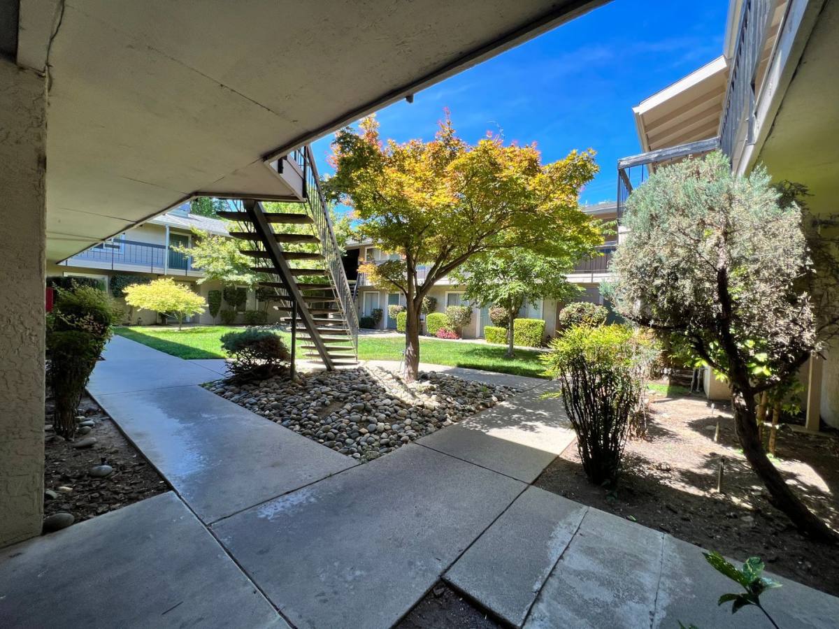 Apartment for rent at 1575 Heather Dr, Yuba City, CA 95993