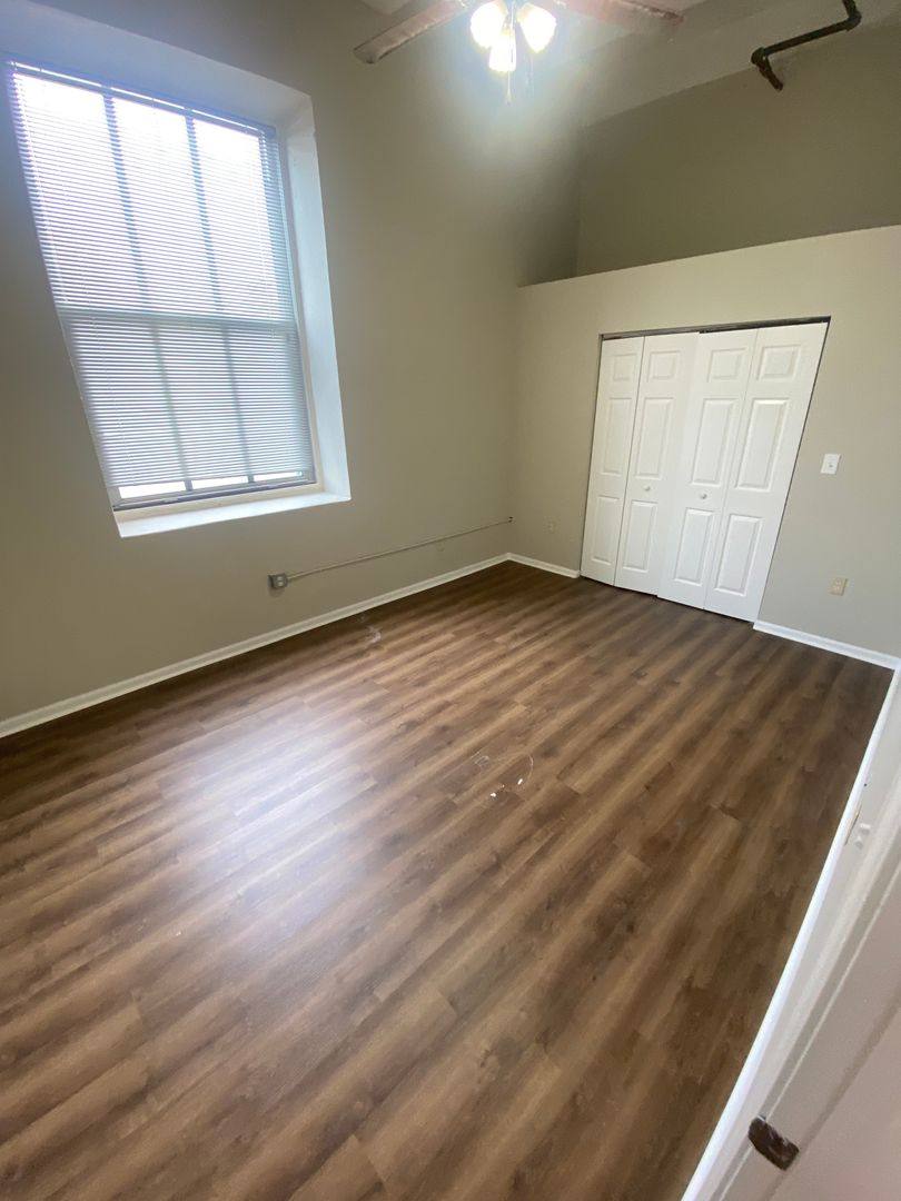 Apartment for rent at 415 N 3rd St, Saint Joseph, MO 64501