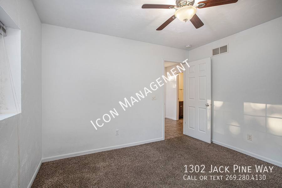 Townhouse for rent at 1302 Jack Pine Way, Kalamazoo, MI 49006