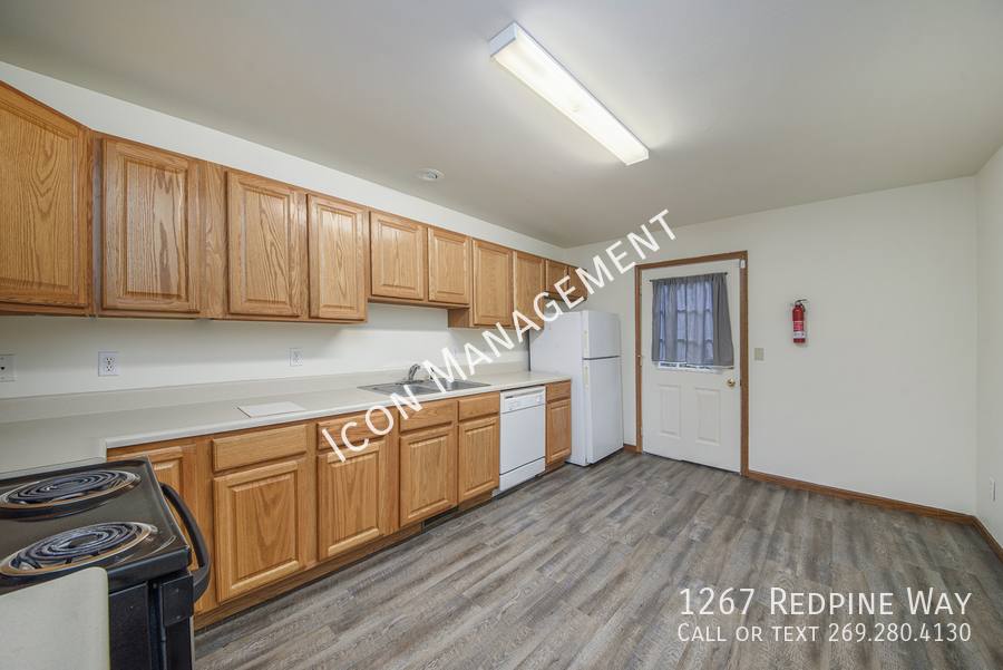 Townhouse for rent at 1267 Redpine Way, Kalamazoo, MI 49006