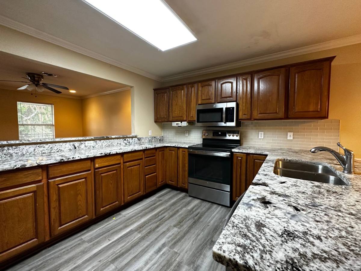 Apartment for rent at 1902 S 8th St, Waco, TX 76706