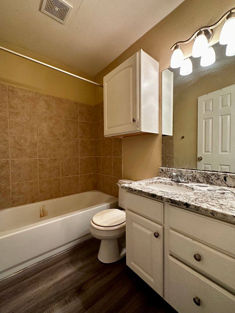 Apartment for rent at 1902 S 8th St, Waco, TX 76706