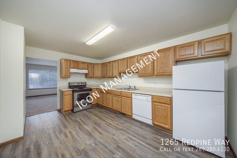 Townhouse for rent at 1265 Redpine Way, Kalamazoo, MI 49006