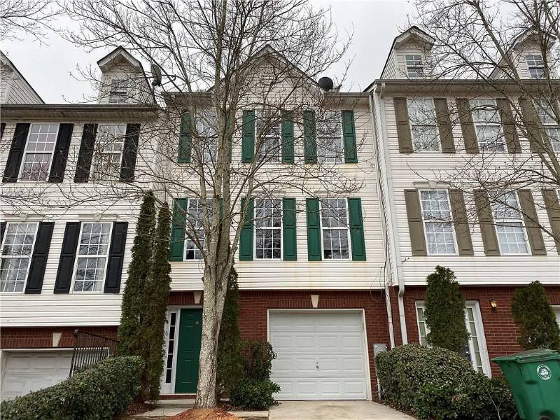 Townhouse for rent at 2747 Norfair Loop, Lithonia, GA 30038
