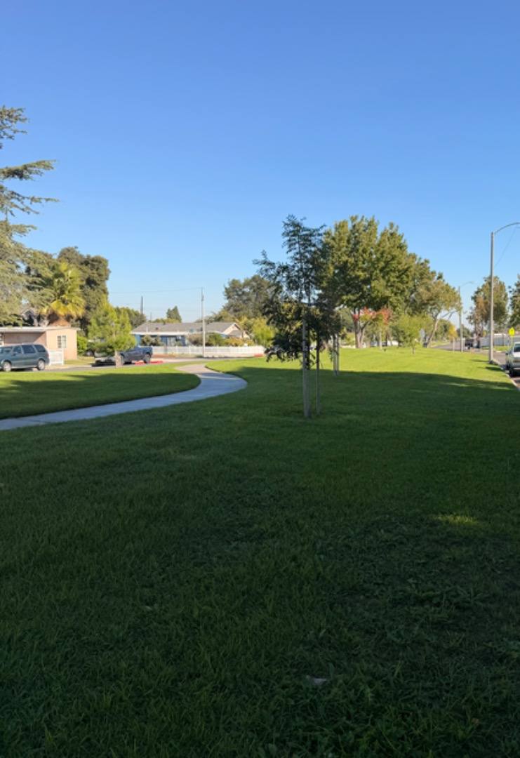 Apartment for rent at 13651 Ruther St #F, South Gate, CA 90280