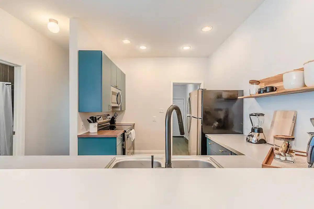 Apartment for rent at 1704 S Akard St, Dallas, TX 75215