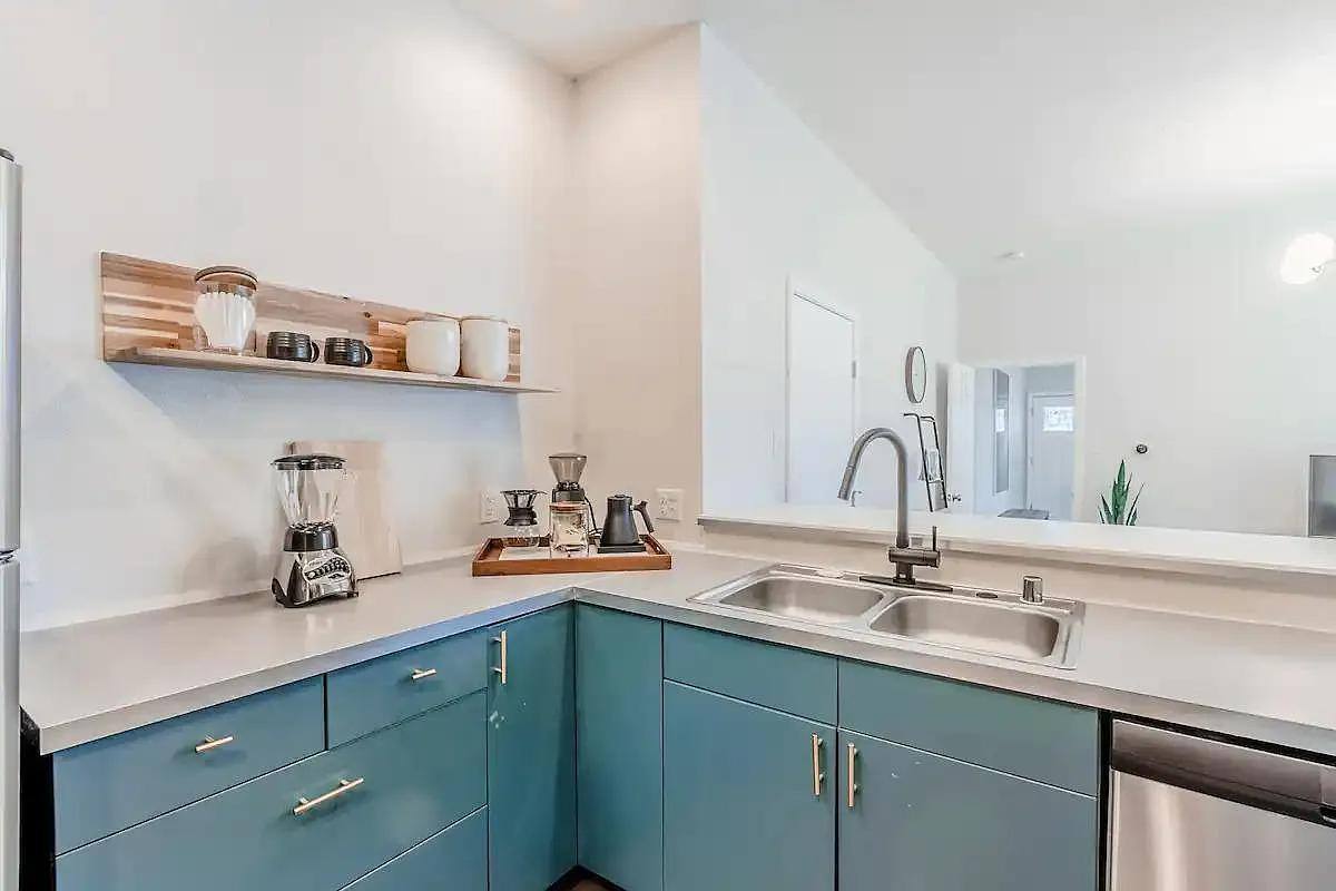 Apartment for rent at 1704 S Akard St, Dallas, TX 75215