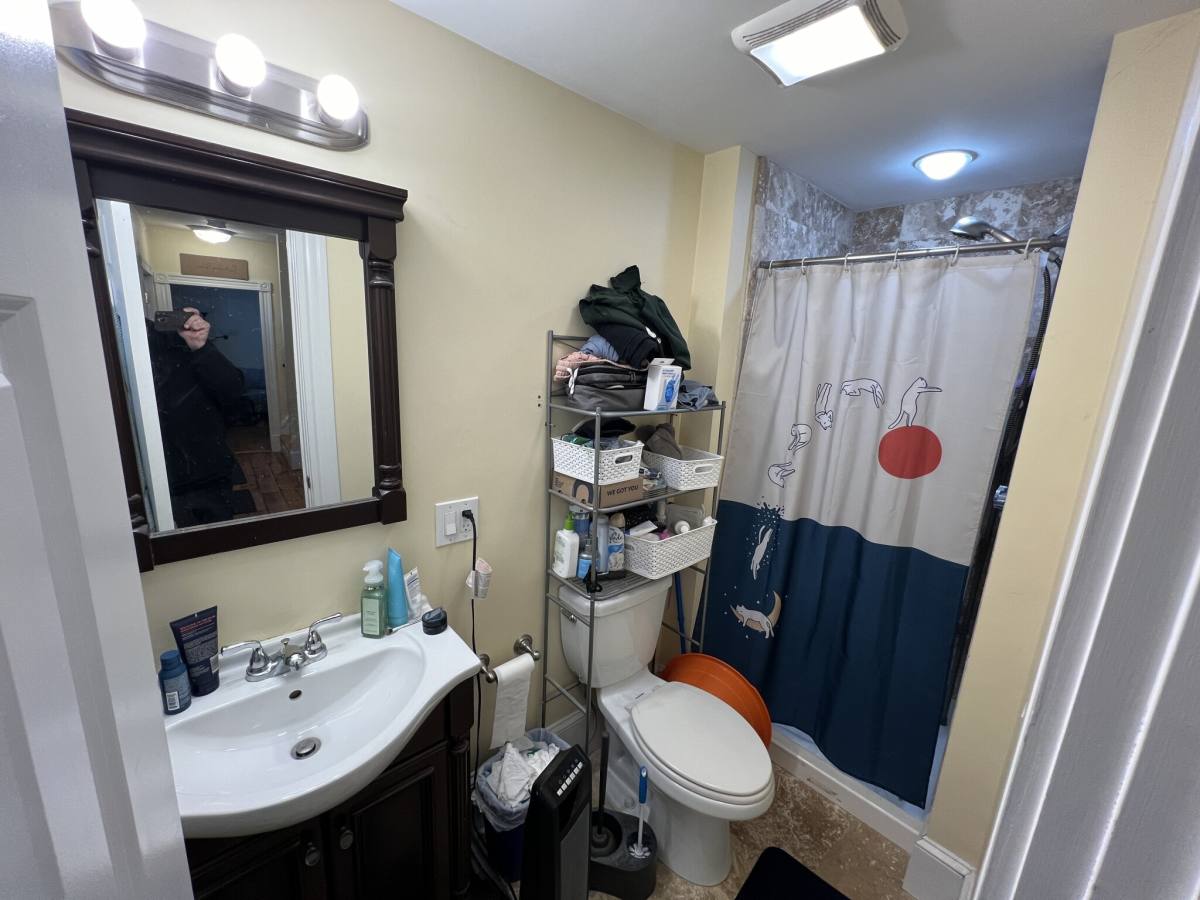 Apartment for rent at 6 White St Place #1R, Cambridge, MA 02140