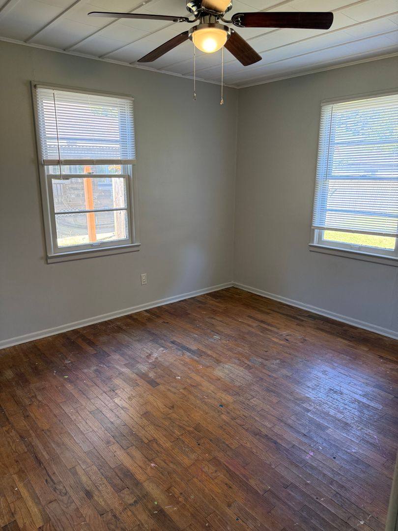 House for rent at 1114 N 3rd St, Dardanelle, AR 72834