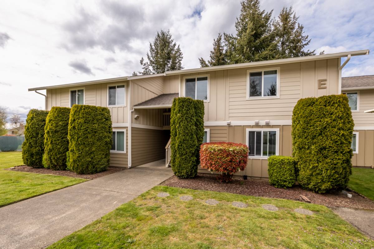 Apartment for rent at 3307 College St SE, Lacey, WA 98503