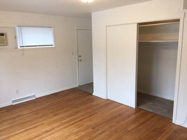 Apartment for rent at 704 Stoughton, Urbana, IL 61801