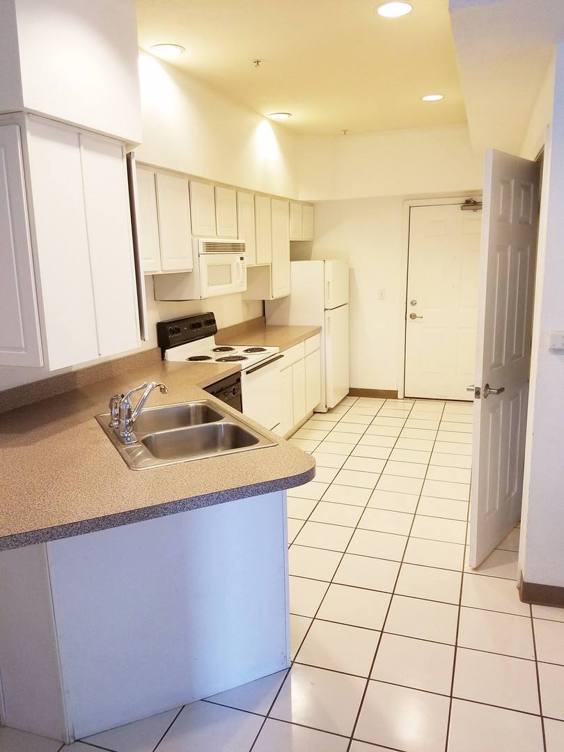Apartment for rent at 905 S Second, Champaign, IL 61820