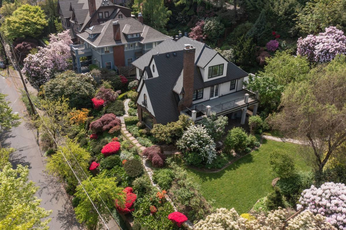 House for rent at 2668 NW Cornell Rd, Portland, OR 97210