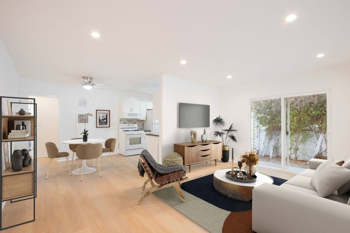 Apartment for rent at 937 N Orange Grove Ave, Los Angeles, CA 90046