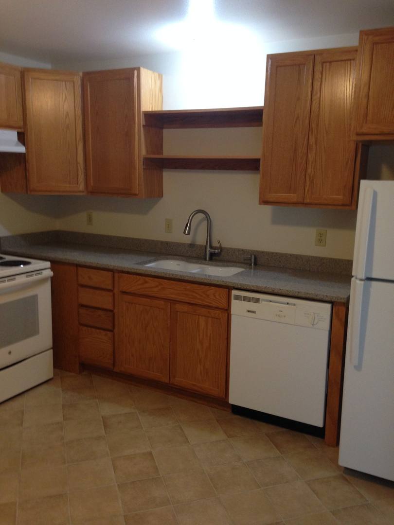 Townhouse for rent at 5725 200th St SW, Lynnwood, WA 98036
